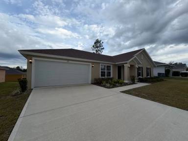 Main picture of 678 W Walkertown Dr