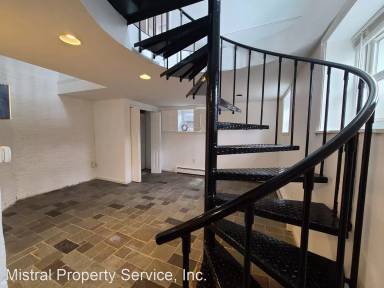 Main picture of 17 Grand St