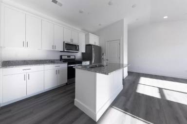 Main picture of 459 W 15 S