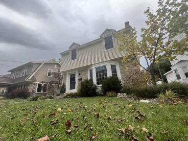 Main picture of 659 Ottillia St SE