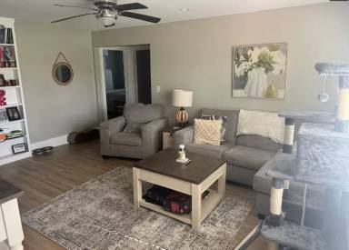 Main picture of 706 Gregg Ave