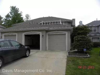 Main picture of 819 E Willow Point Pl