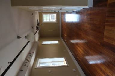 Main picture of 2710 Cherokee St