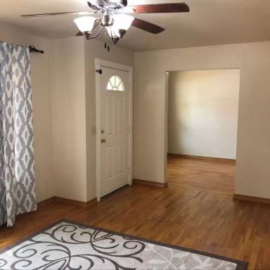 Main picture of 536 NE Lincoln St