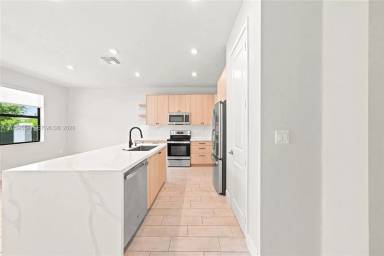 Main picture of 23206 SW 108th Ave