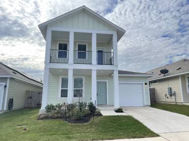 Main picture of 321 La Escalera Dr