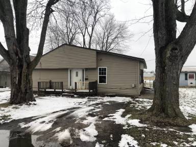 Main picture of 345 Walnut St