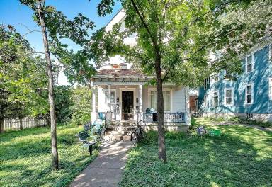 Main picture of 2701 Delaware St SE