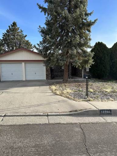 Main picture of 12204 Baja Dr NE