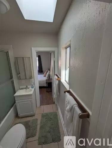 Main picture of 92 W Vince St