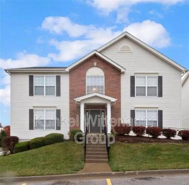 Main picture of 701 Tower Grove Dr