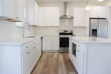 Main picture of 1424 Westbrook Cir