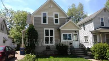Main picture of 826 Arianna St NW
