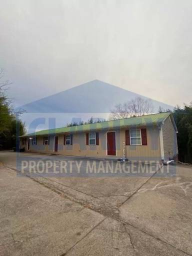 Main picture of 5089 Highway 11 S