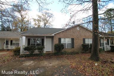 Main picture of 1100 Cherry Meadow Ln