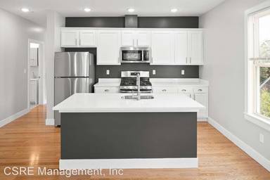 Main picture of 146 Boston St