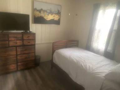 Main picture of 6213 Baltic St