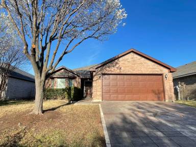 Main picture of 613 Crestview Ct