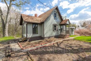 Main picture of 812 Terrace Ave NW