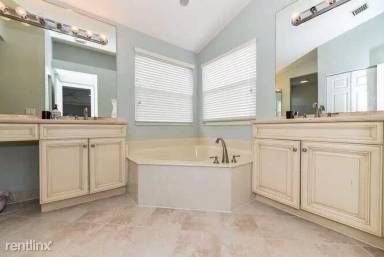 Main picture of 12246 Colony Preserve Dr