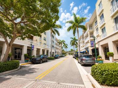 Main picture of 1203 Town Center Dr