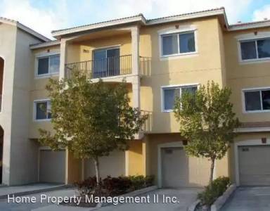 Main picture of 330 Crestwood Cir