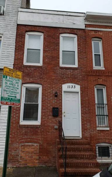 Main picture of 1139 W Cross St