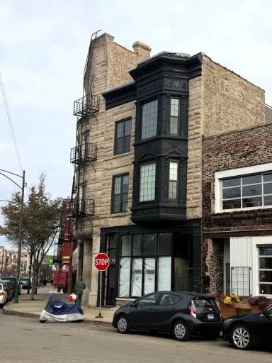 Main picture of 2009 S Laflin St