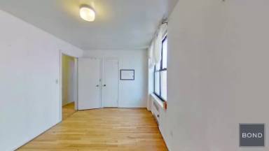 Main picture of 344 E 16th St
