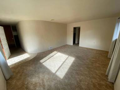 Main picture of 121 Coulson Ave