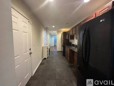 Main picture of 1715 Gough St