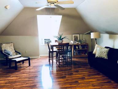 Main picture of 365 Aylesford Pl