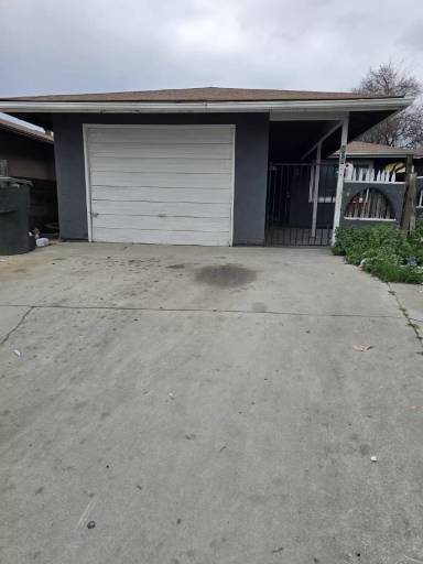 Main picture of 828 Forrester Ct