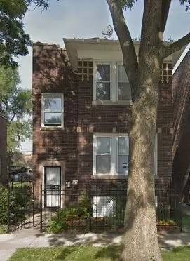 Main picture of 6808 S Saint Lawrence Ave