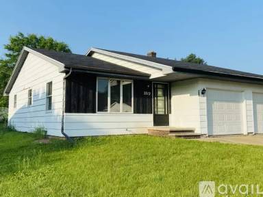 Main picture of 2712 E Theodore Ln