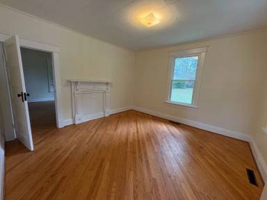 Main picture of 4300 White St