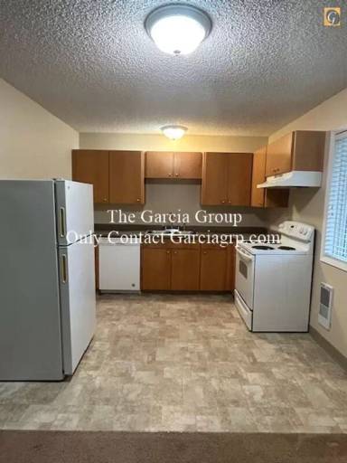 Main picture of Hartzog & Bristol Apartments