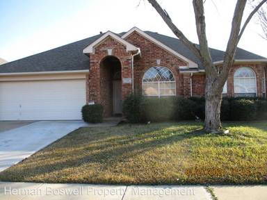 Main picture of 518 E Lynn Creek Dr