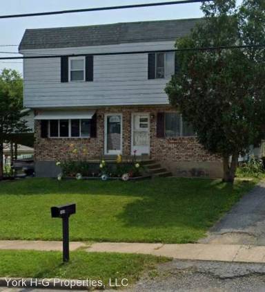 Main picture of 16B W Glenwood Dr