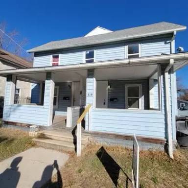 Main picture of 519 E Isabella St