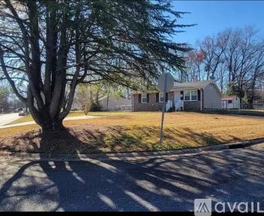 Main picture of 4200 Strangford Ave