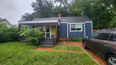 Main picture of 207 Highland Ave
