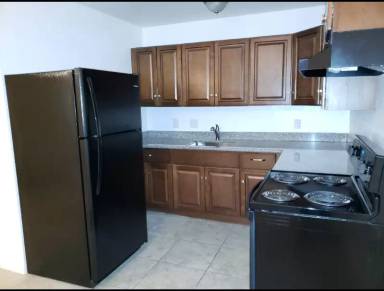 Main picture of 77 Gateway Ct