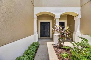 Main picture of 4979 Pond Ridge Dr
