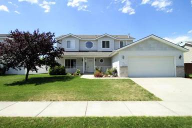 Main picture of 9190 N Torrey Ln