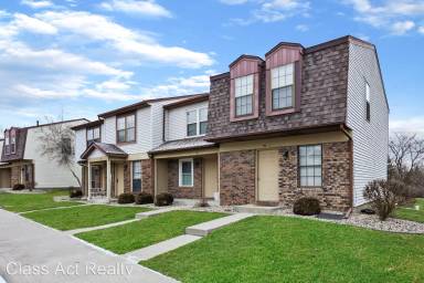 Main picture of Large Townhouse