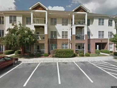 Main picture of 800 Moratuck Dr