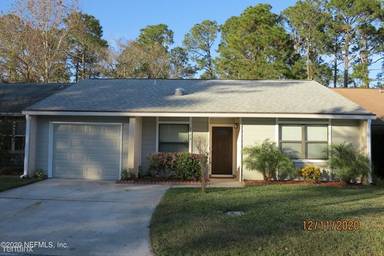 Main picture of 3423 Excalibur Way E
