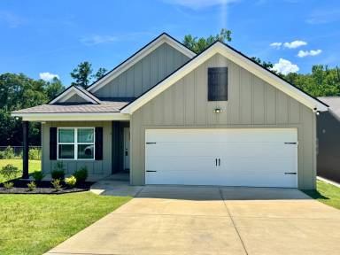 Main picture of 8 Summertide Dr