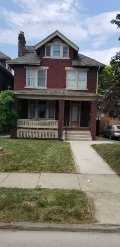 Main picture of 1611 Summit St